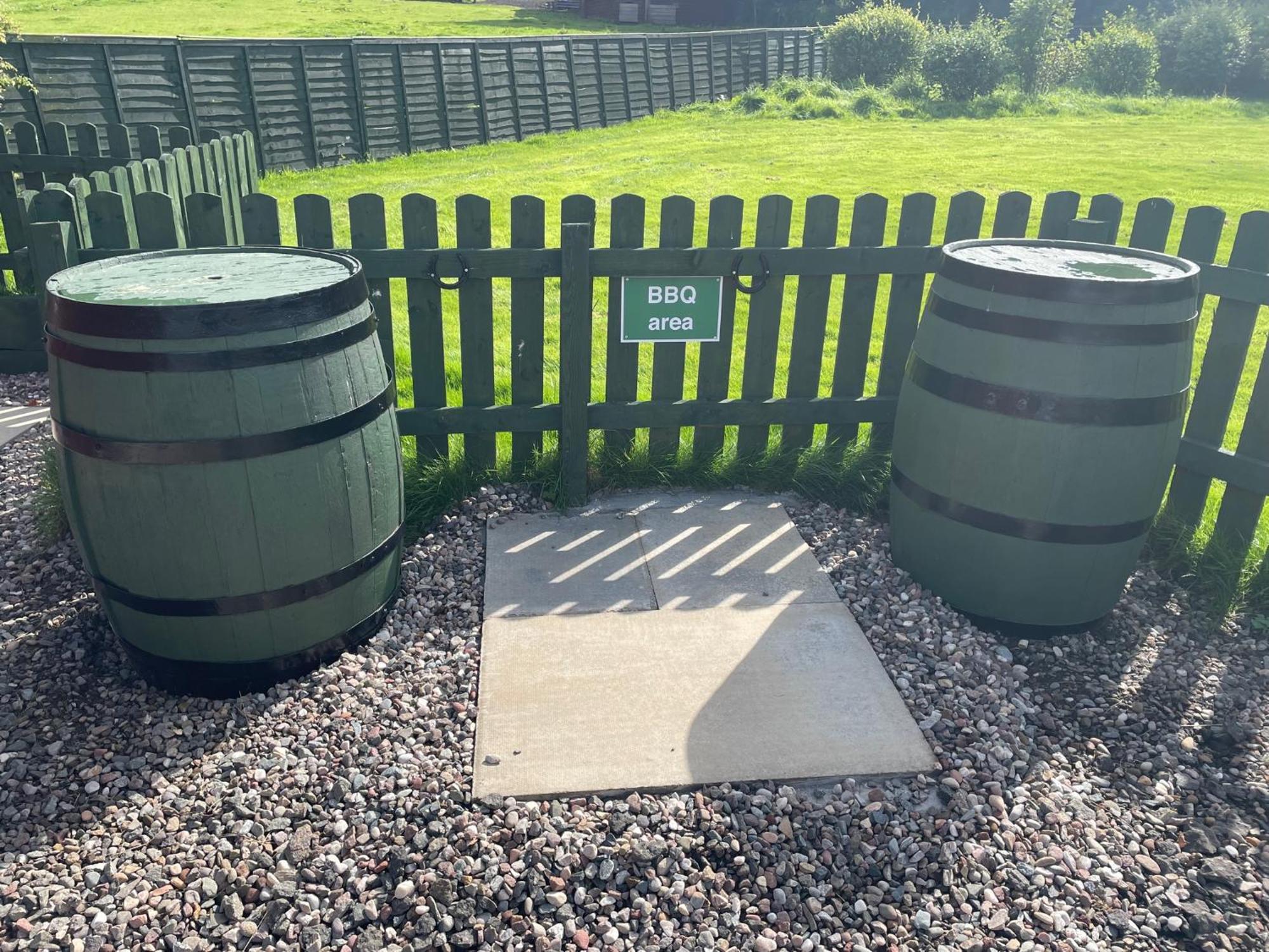 Wellsfield Farm Lodge *